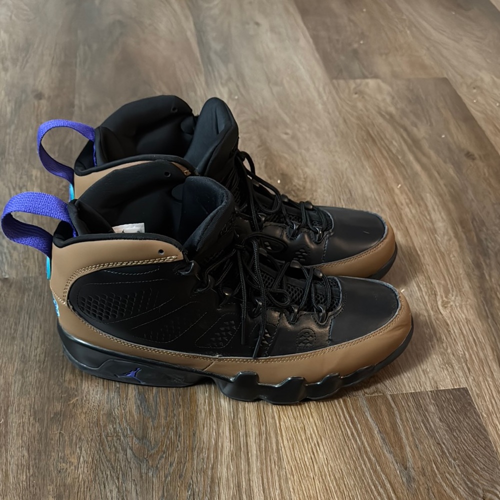 Men’s retro air Jordan’s 9 men size 11